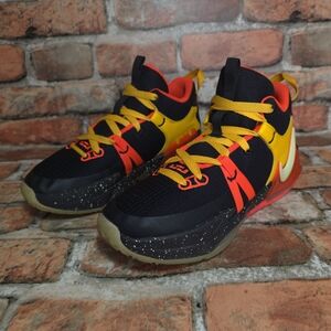 Nike LeBron Witness 7 Low Black Bright Crimson Speckled Kids Sz 6.5Y Women's 8